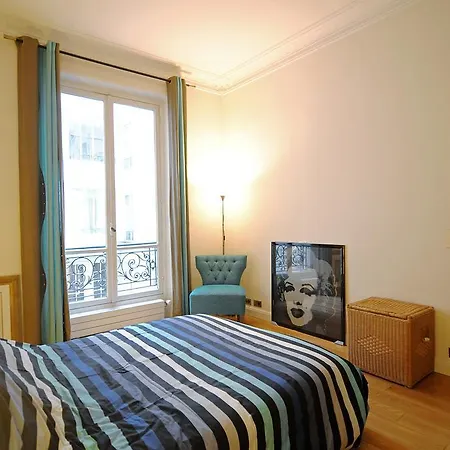 Champs Elysees - Air Conditioning